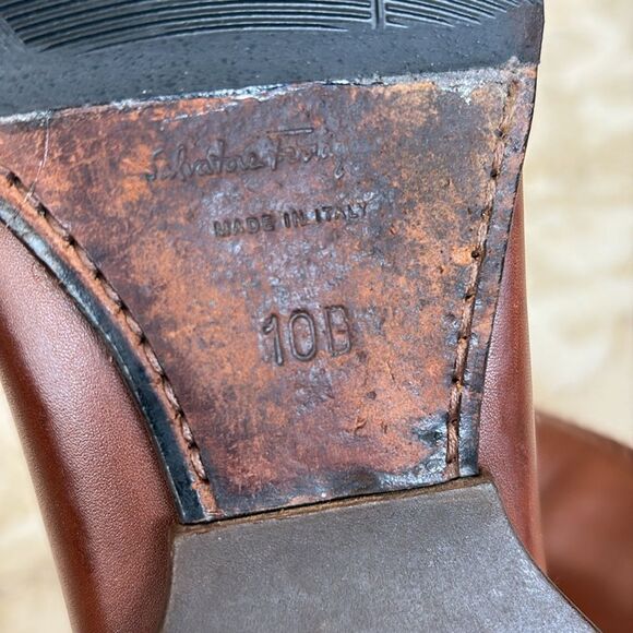 Salvatore Ferragamo Leather Gancini Buckle Loafers - Picture 16 of 16